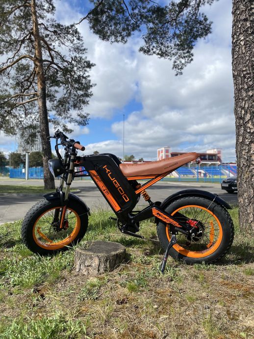 Kugoo V6 2025 Electric Fatbike 1372Wh Battery Dual Suspension